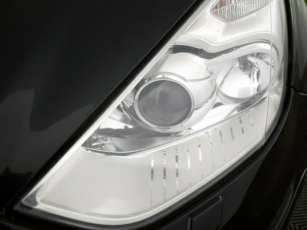 Ford S-MAX I Рестайлинг · Titanium — фото 4