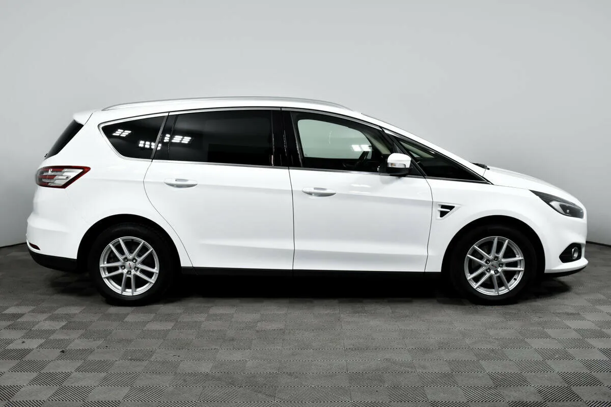 Ford S-MAX II — фото 4