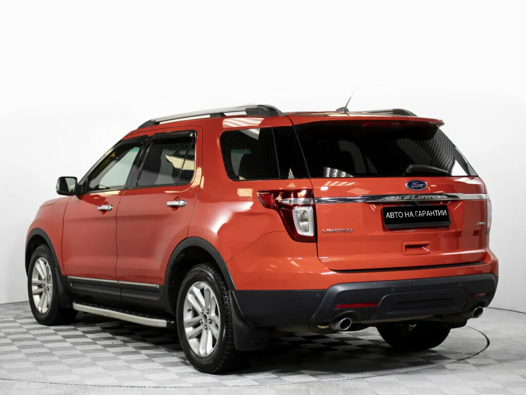 Ford Explorer V Рестайлинг · XLT — фото 3