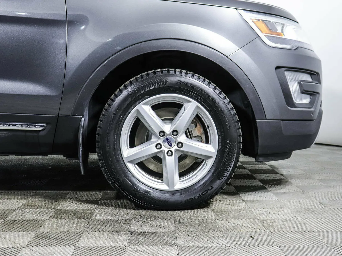 Ford Explorer V Рестайлинг · XLT — фото 5