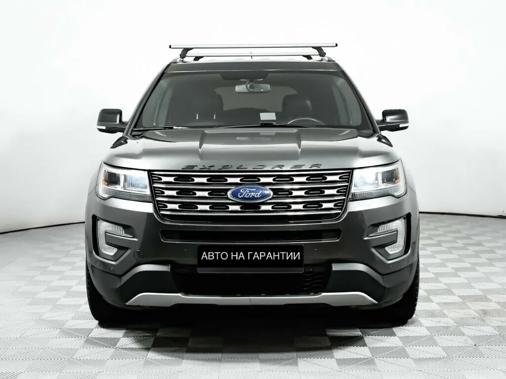 Ford Explorer V Рестайлинг · XLT — фото 2