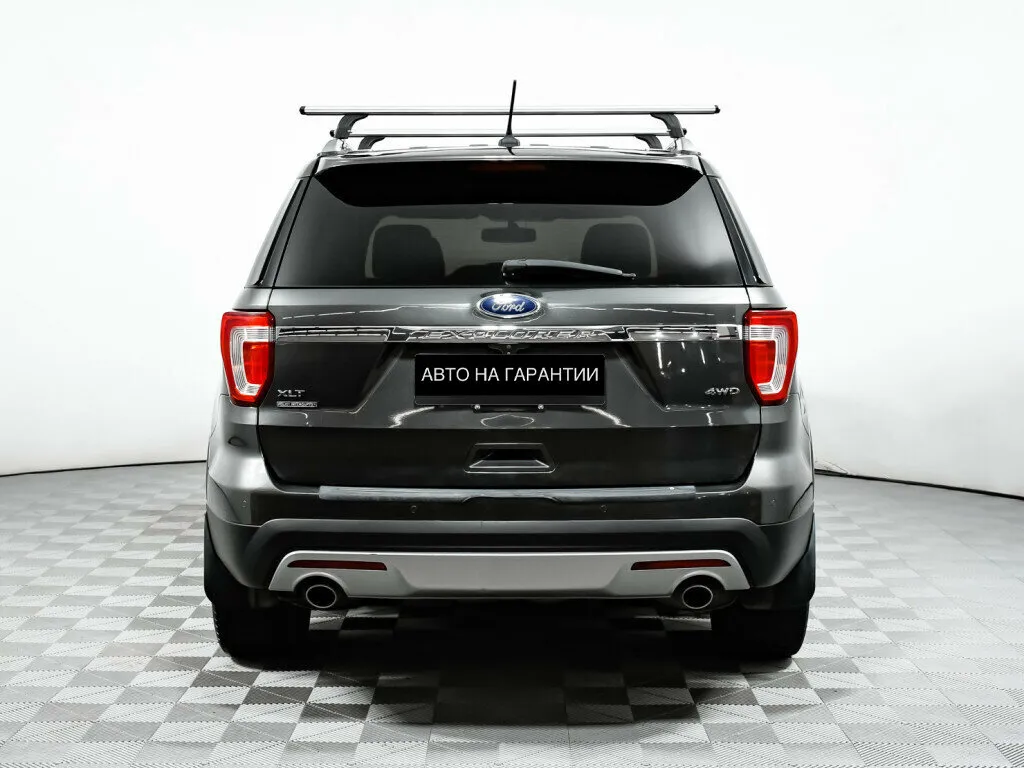Ford Explorer V Рестайлинг · XLT — фото 4