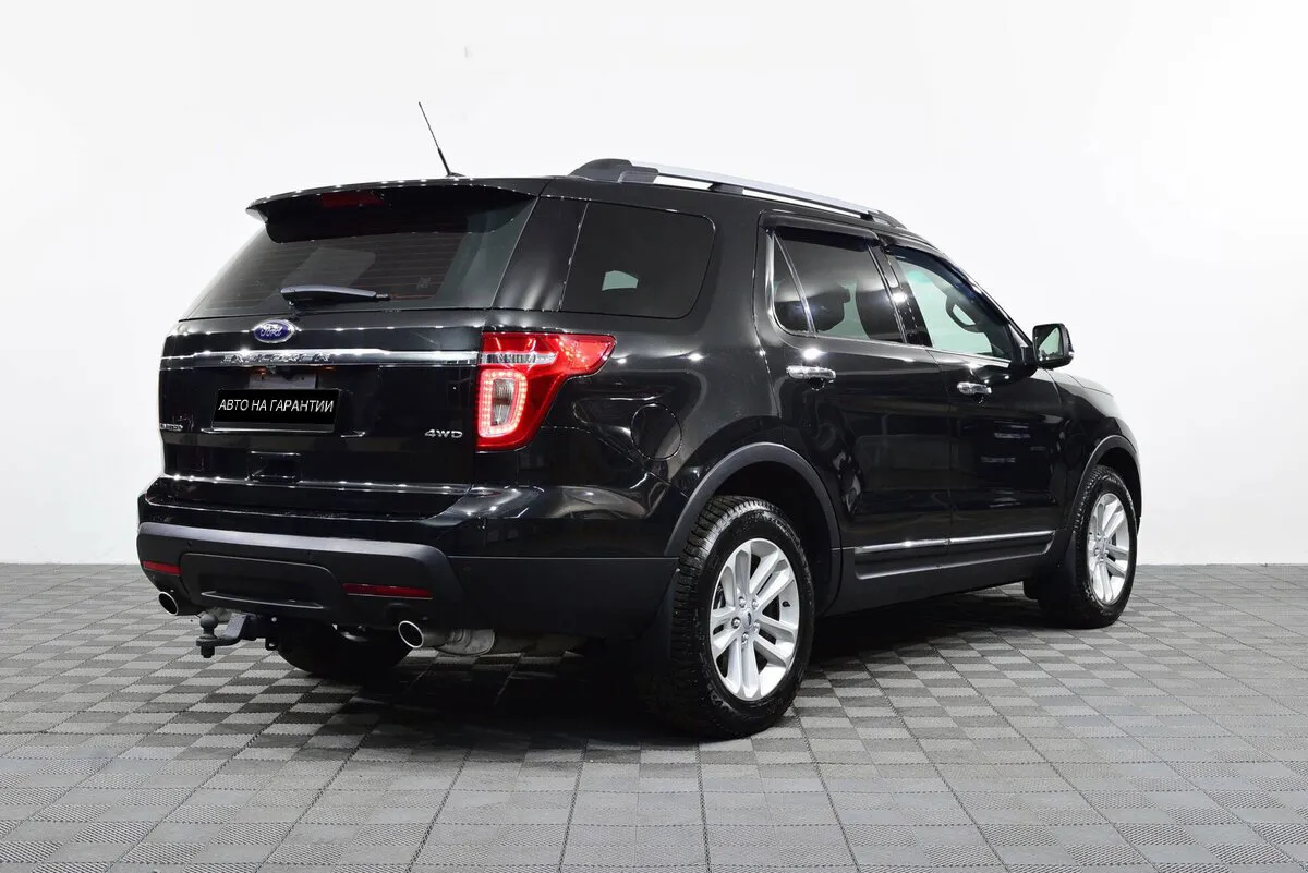 Ford Explorer V — фото 3