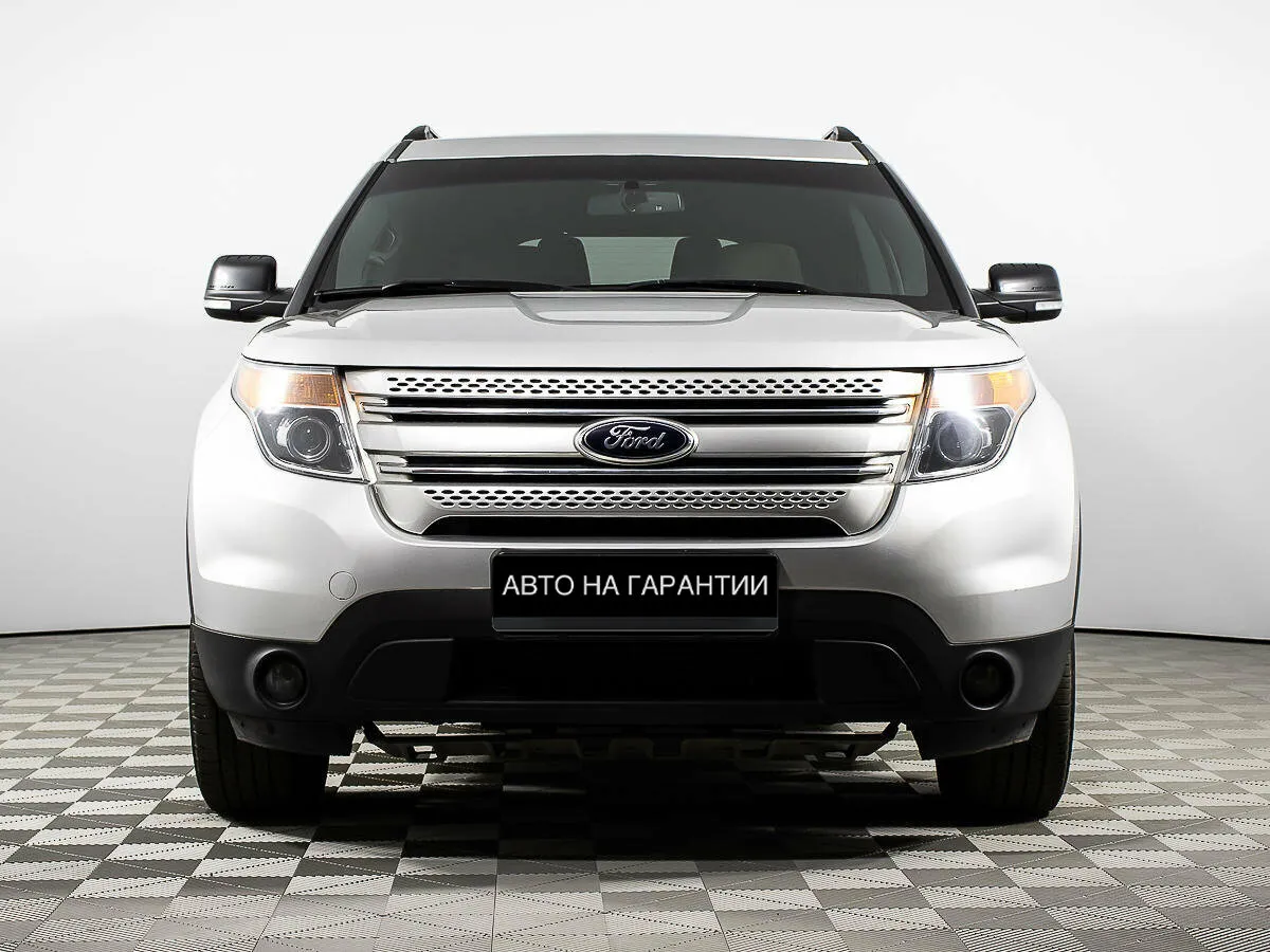 Ford Explorer V — фото 2