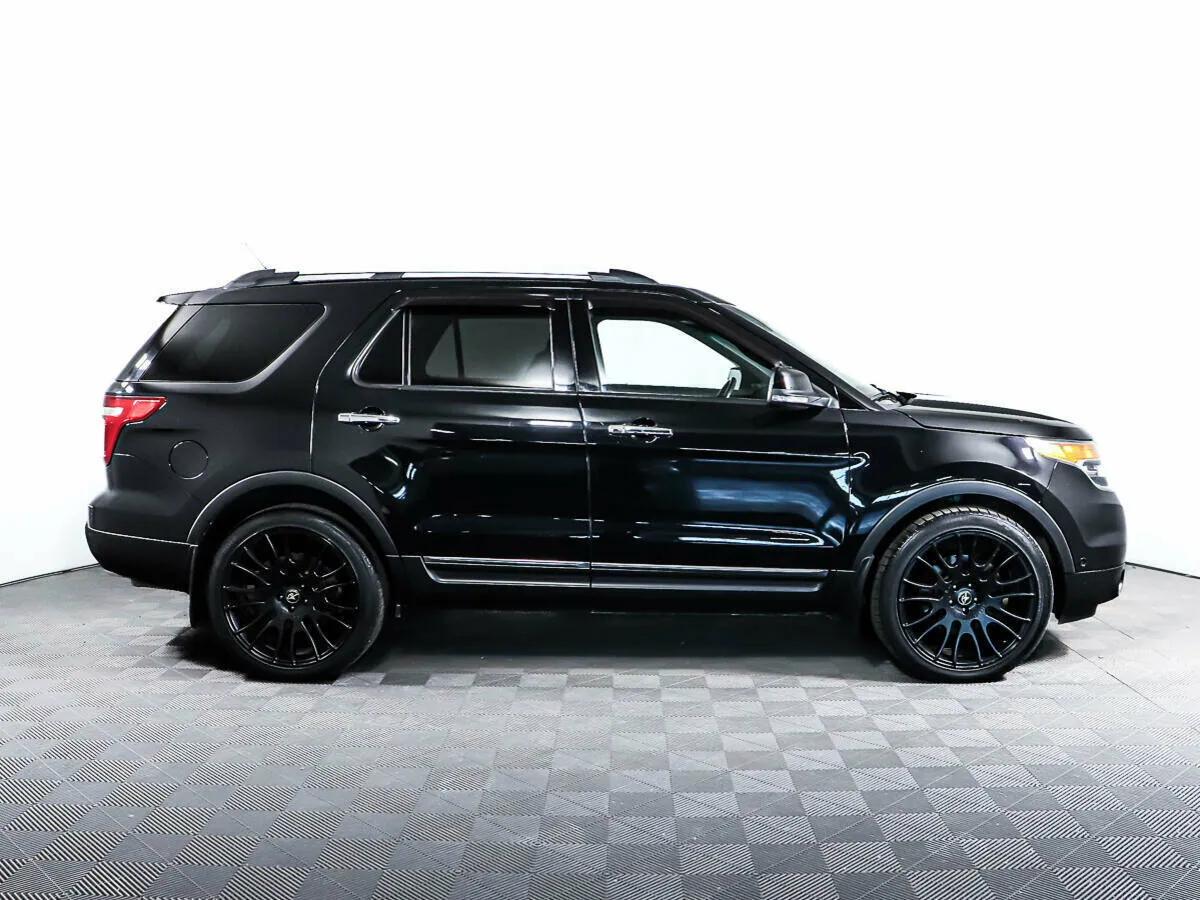 Ford Explorer V — фото 4