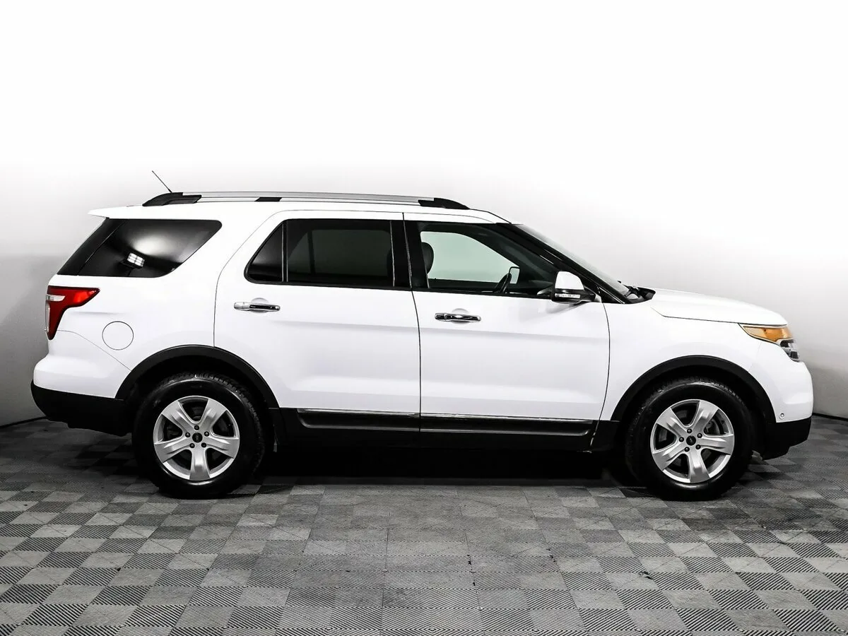 Ford Explorer V — фото 4
