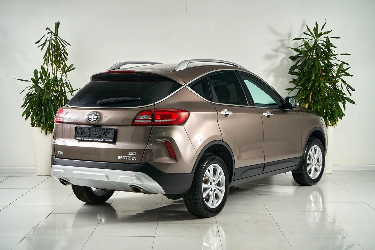 FAW Besturn X80 I Рестайлинг · Luxury — фото 4