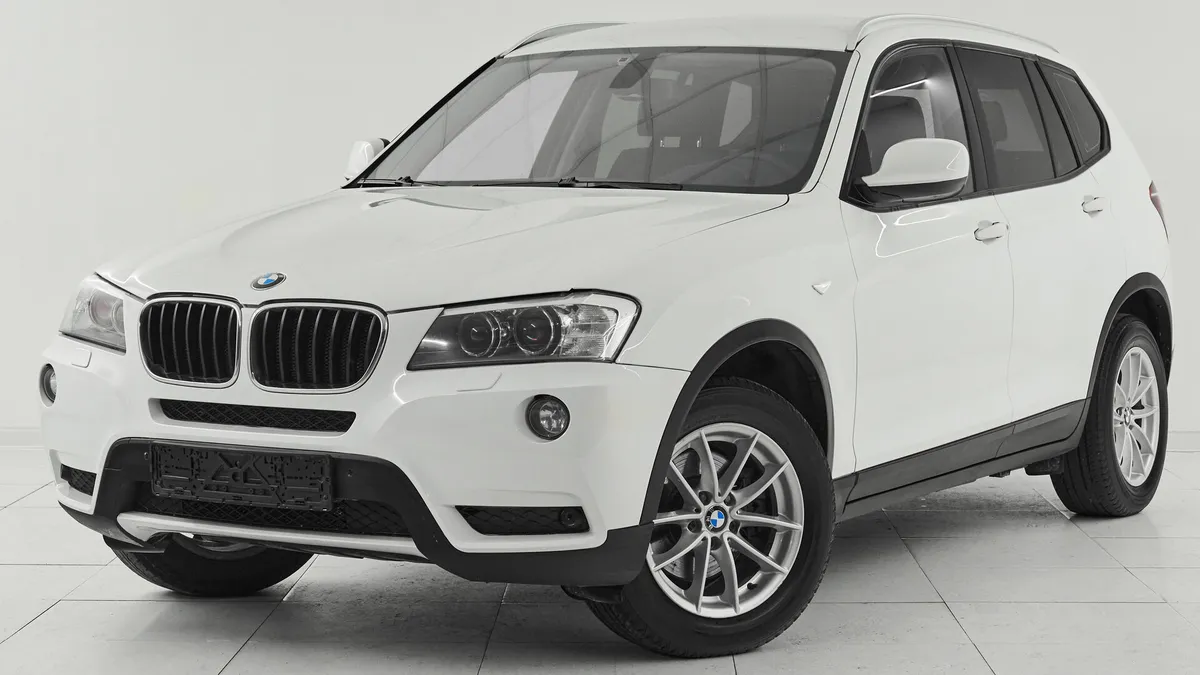 BMW X3 II (F25) · xDrive20i