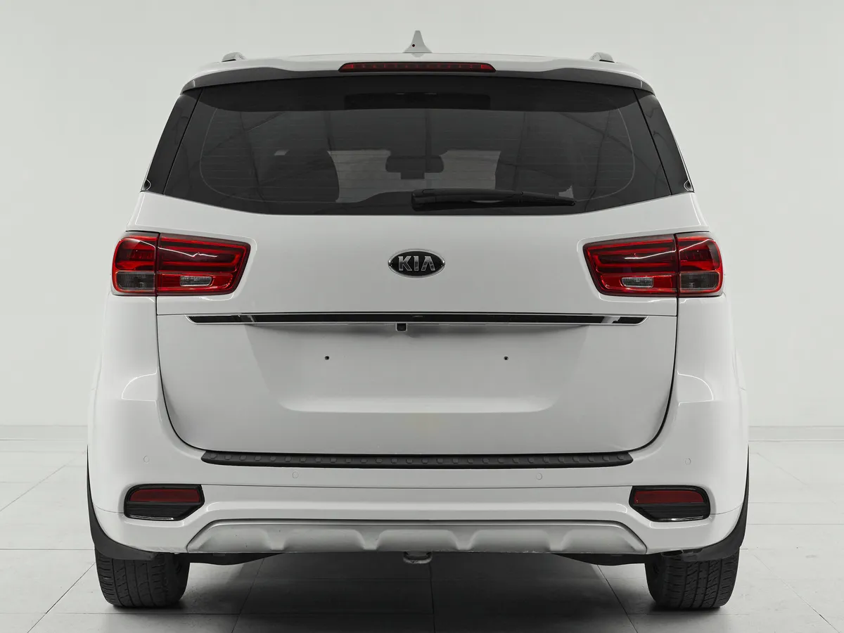 Kia Carnival III — фото 5