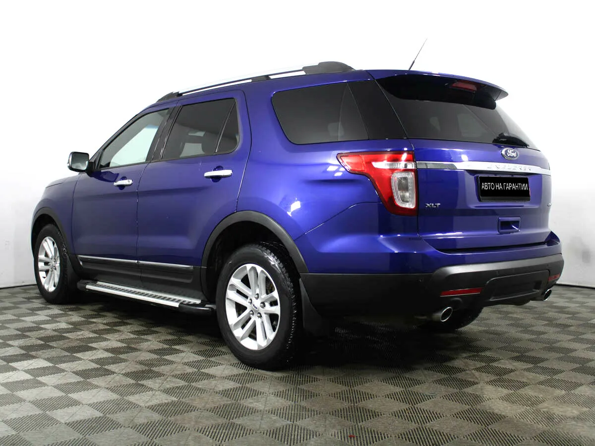 Ford Explorer V · XLT — фото 3