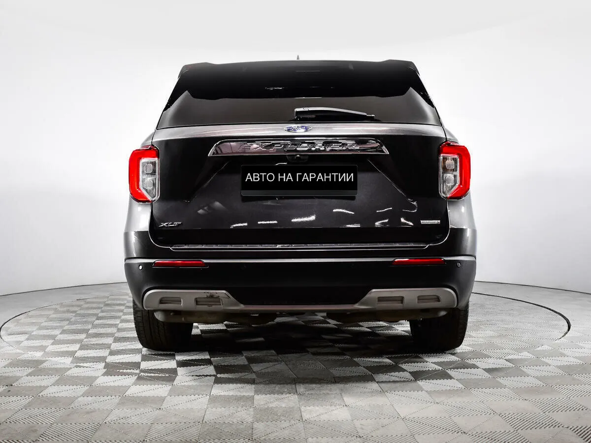 Ford Explorer VI — фото 4