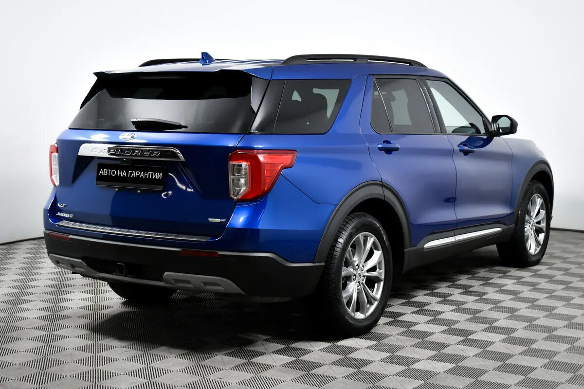 Ford Explorer VI — фото 3