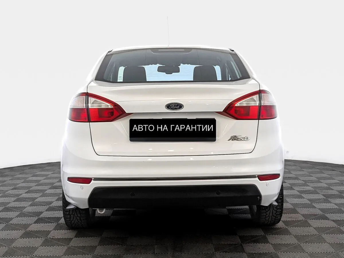 Ford Fiesta Mk6 Рестайлинг · Titanium — фото 4