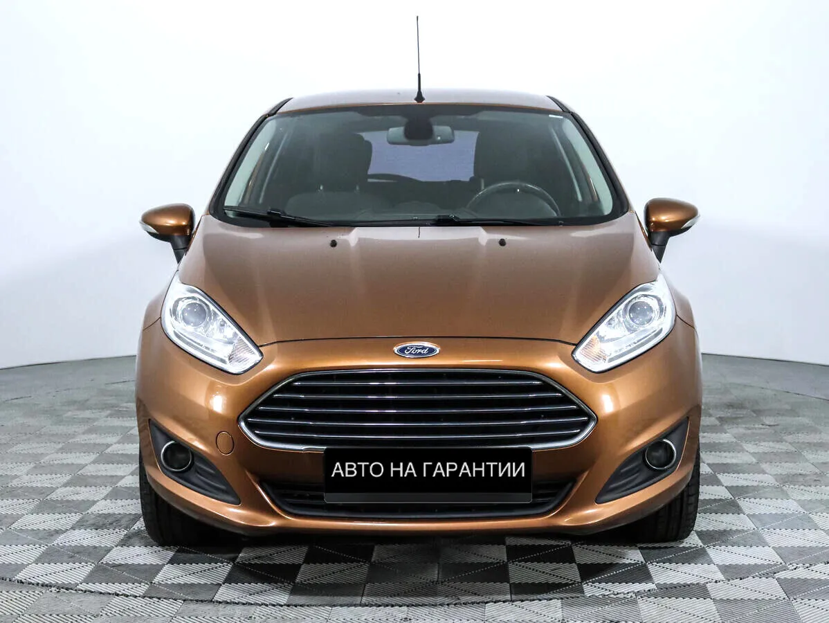 Ford Fiesta Mk6 Рестайлинг · Titanium — фото 2