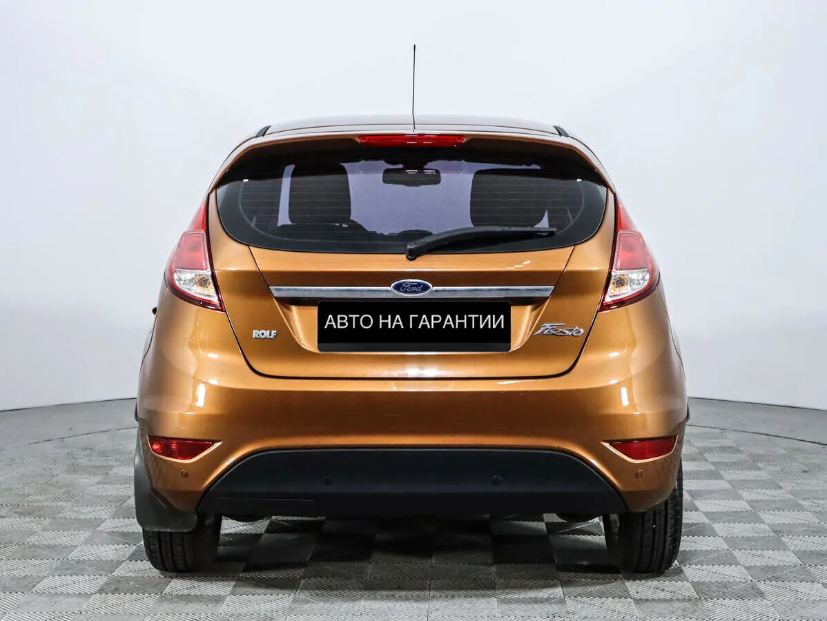 Ford Fiesta Mk6 Рестайлинг · Titanium — фото 4