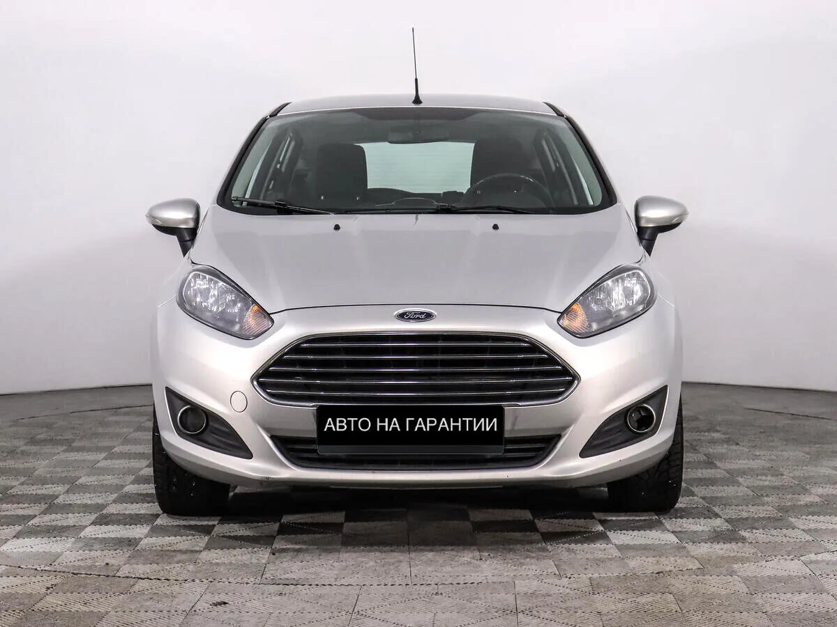 Ford Fiesta Mk6 Рестайлинг · Trend — фото 2