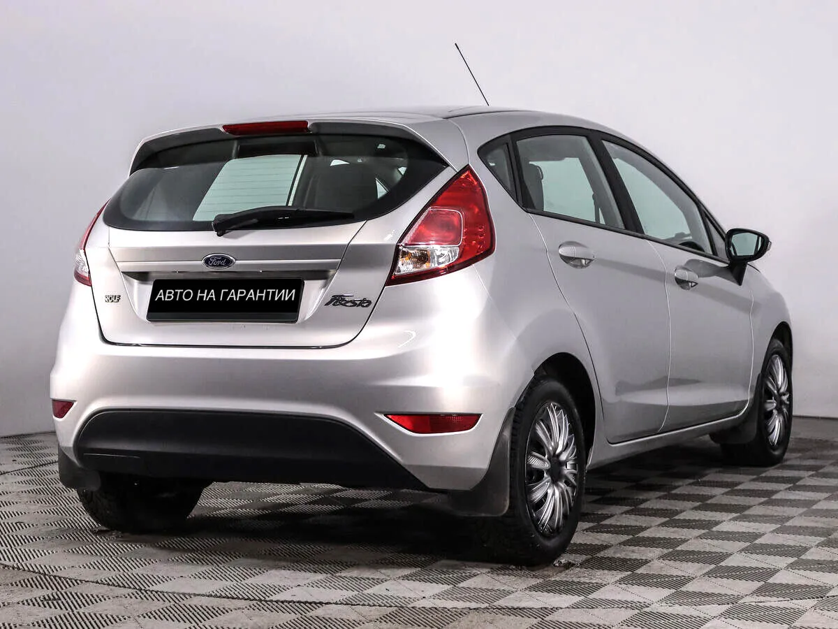 Ford Fiesta Mk6 Рестайлинг · Trend — фото 3