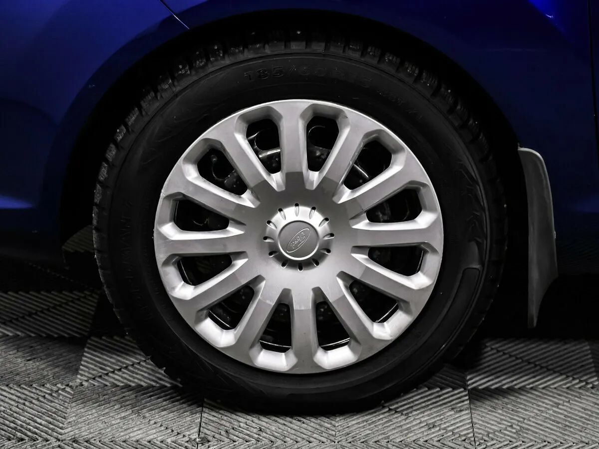 Ford Fiesta Mk6 Рестайлинг · Trend Plus — фото 5