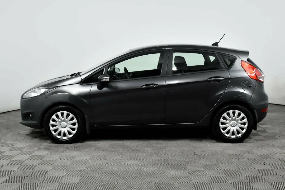 Ford Fiesta Mk6 Рестайлинг · Trend — фото 3