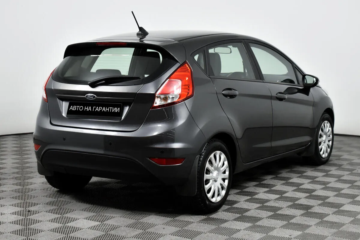 Ford Fiesta Mk6 Рестайлинг · Trend — фото 5