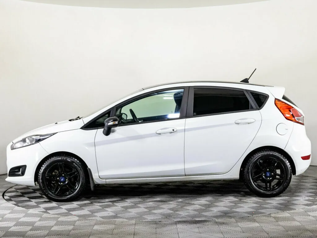Ford Fiesta Mk6 Рестайлинг · Trend — фото 3