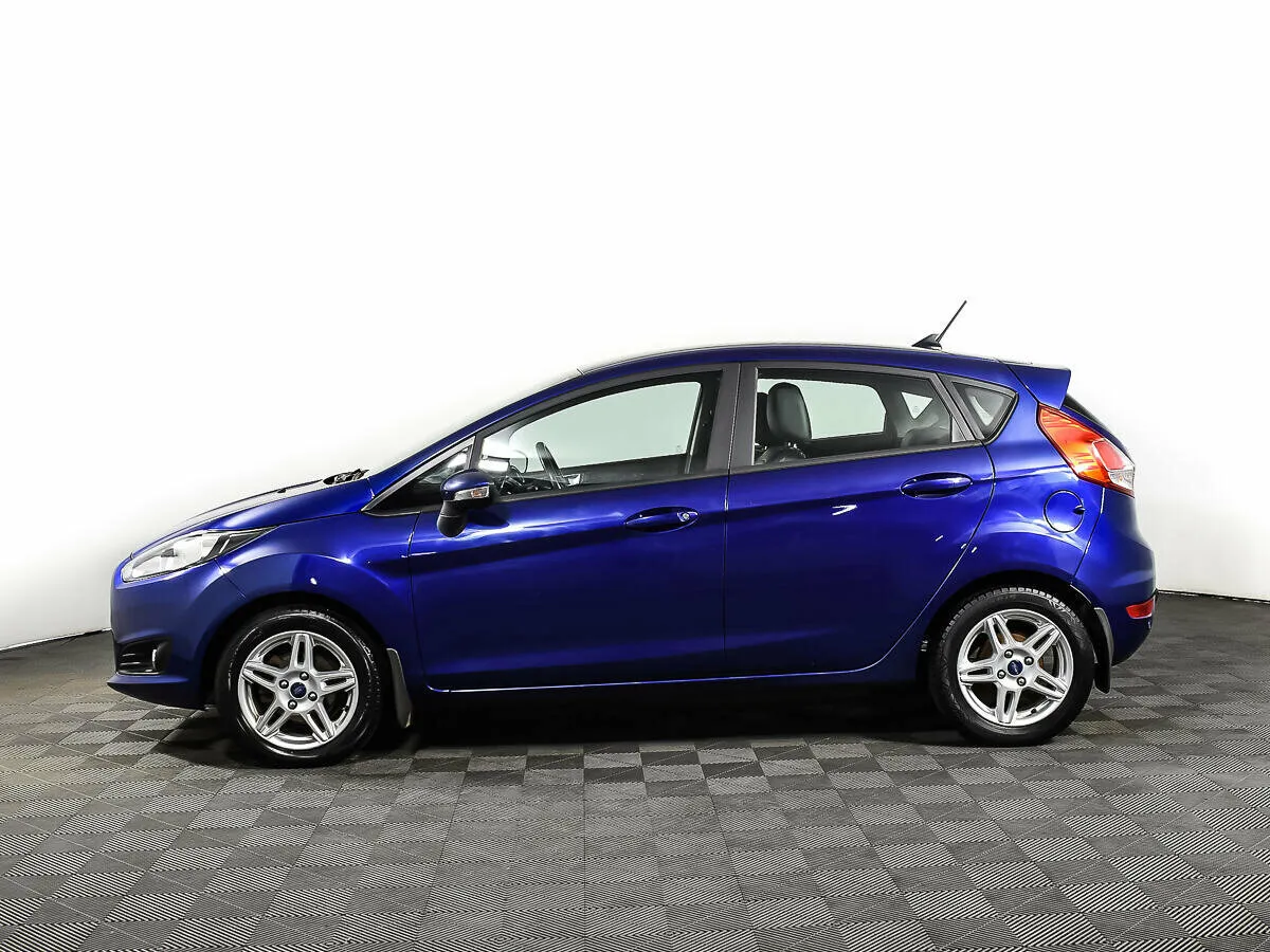 Ford Fiesta Mk6 Рестайлинг · Trend — фото 3