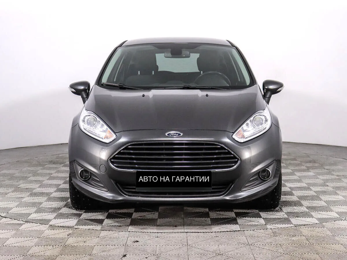 Ford Fiesta Mk6 Рестайлинг · Titanium — фото 2