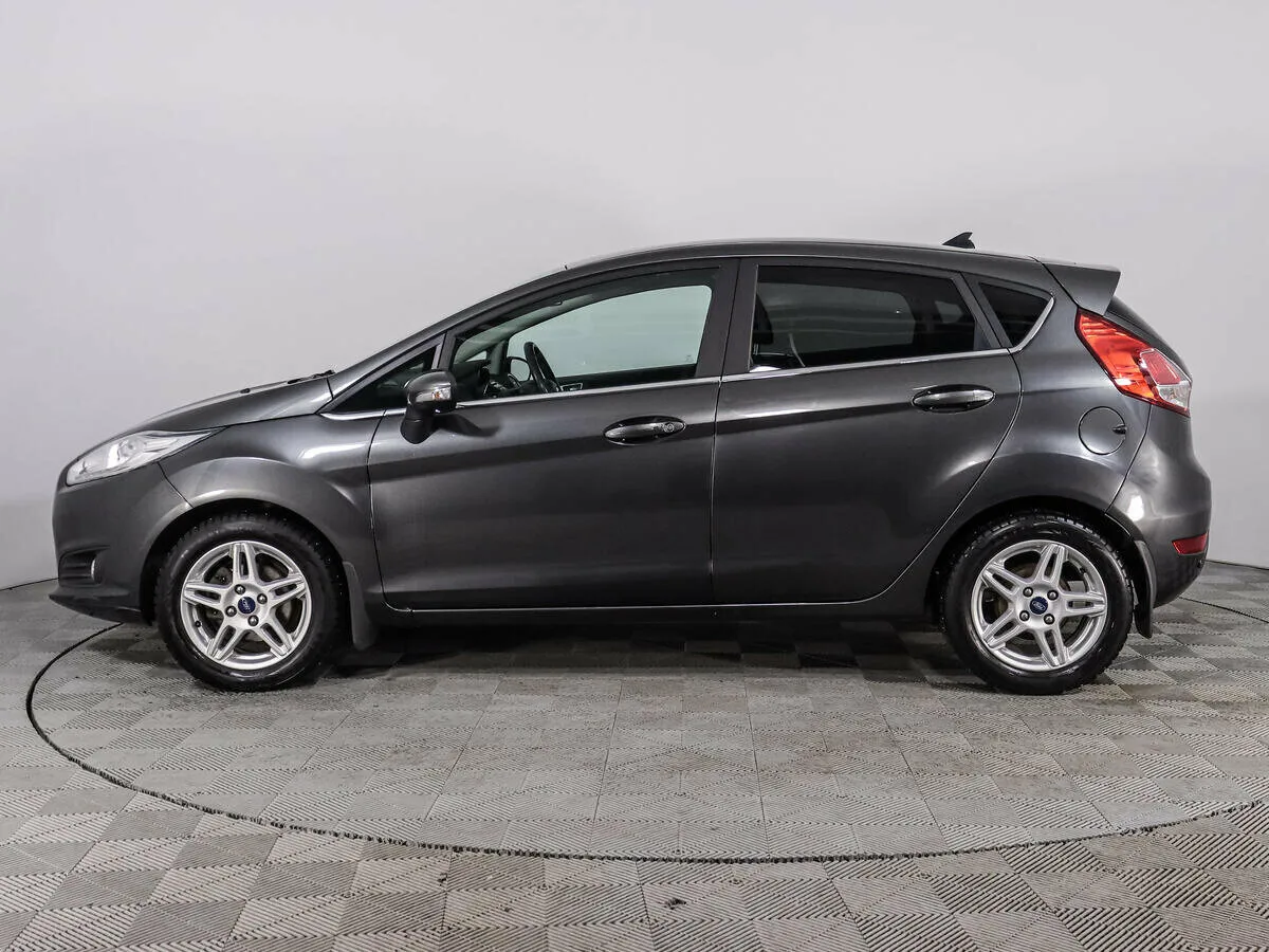 Ford Fiesta Mk6 Рестайлинг · Titanium — фото 3