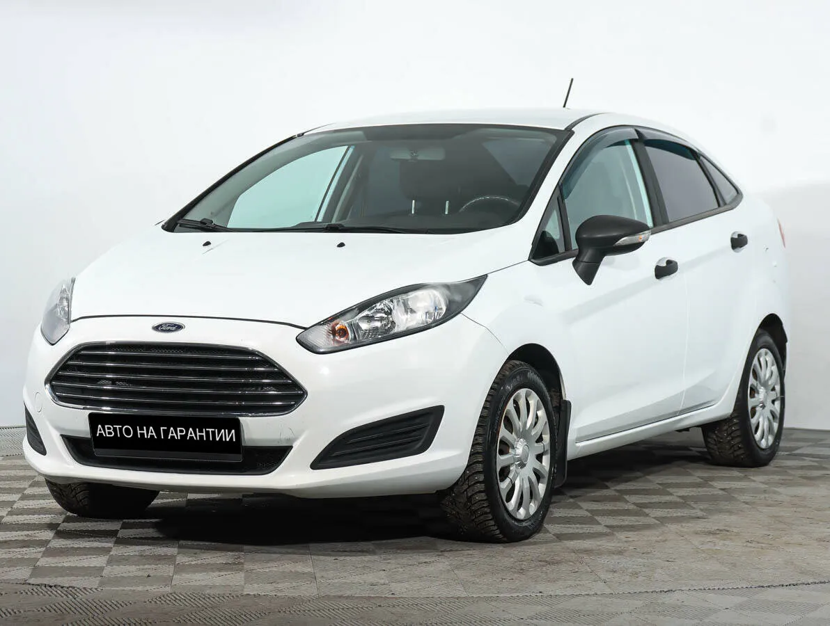 Ford Fiesta Mk6 Рестайлинг · Ambiente