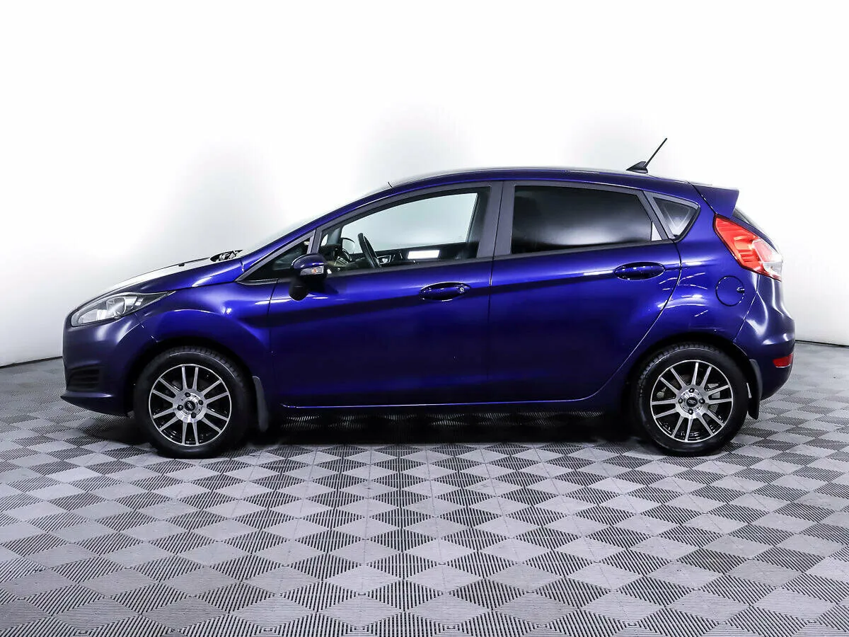 Ford Fiesta Mk6 Рестайлинг · Trend — фото 3