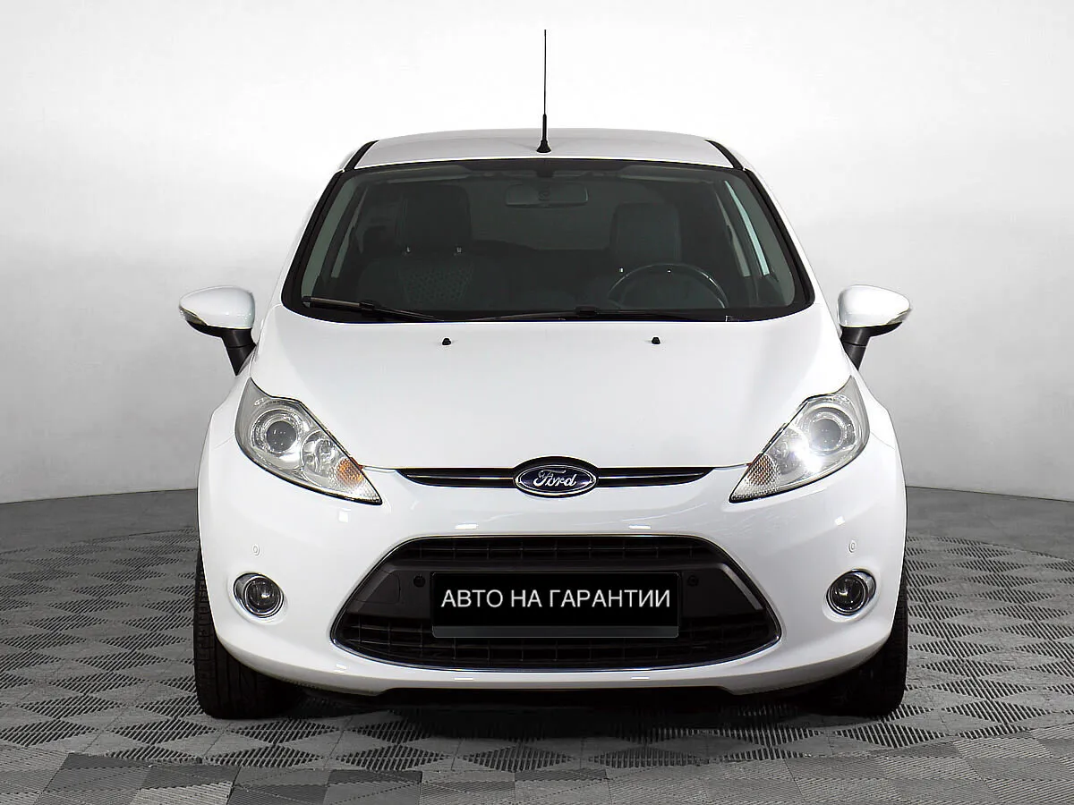 Ford Fiesta VI · Titanium — фото 2