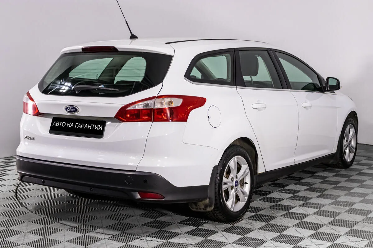 Ford Focus III · SYNC Edition — фото 5