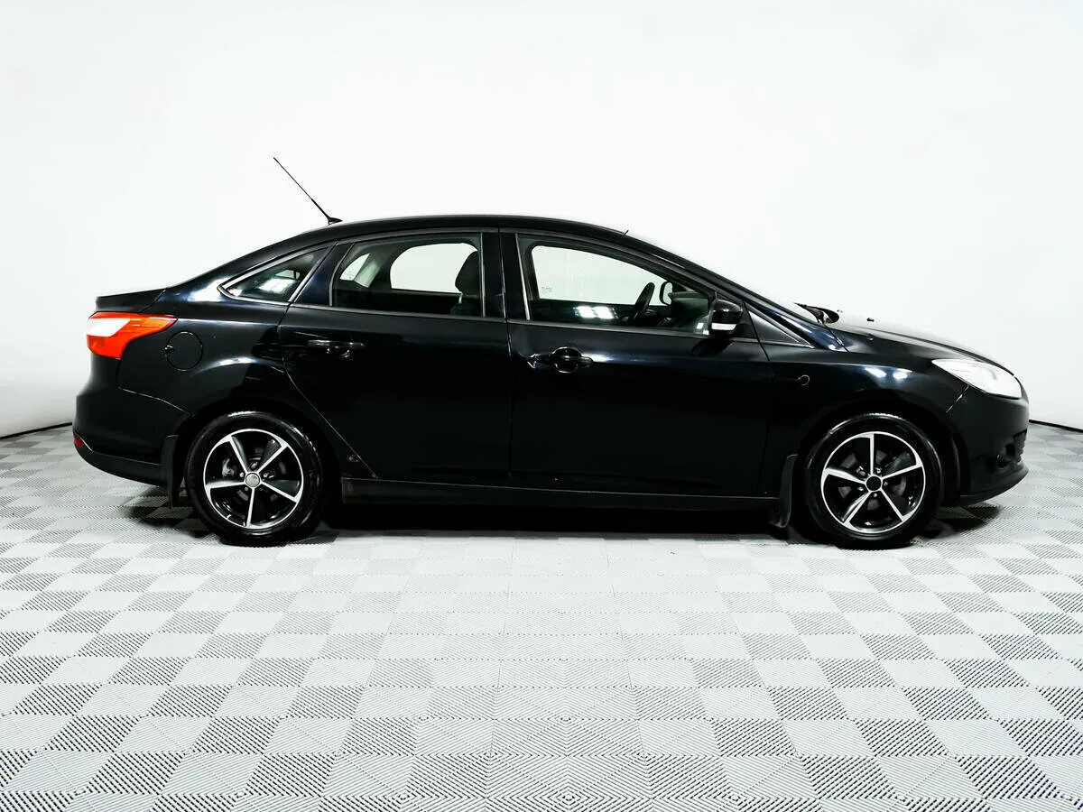 Ford Focus III · Trend — фото 4
