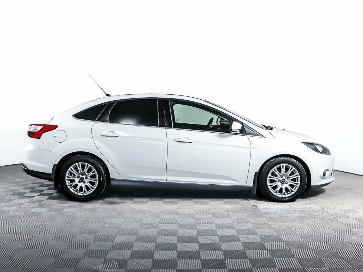 Ford Focus III · Trend — фото 4