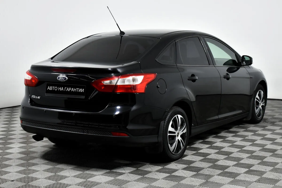 Ford Focus III · Trend — фото 5