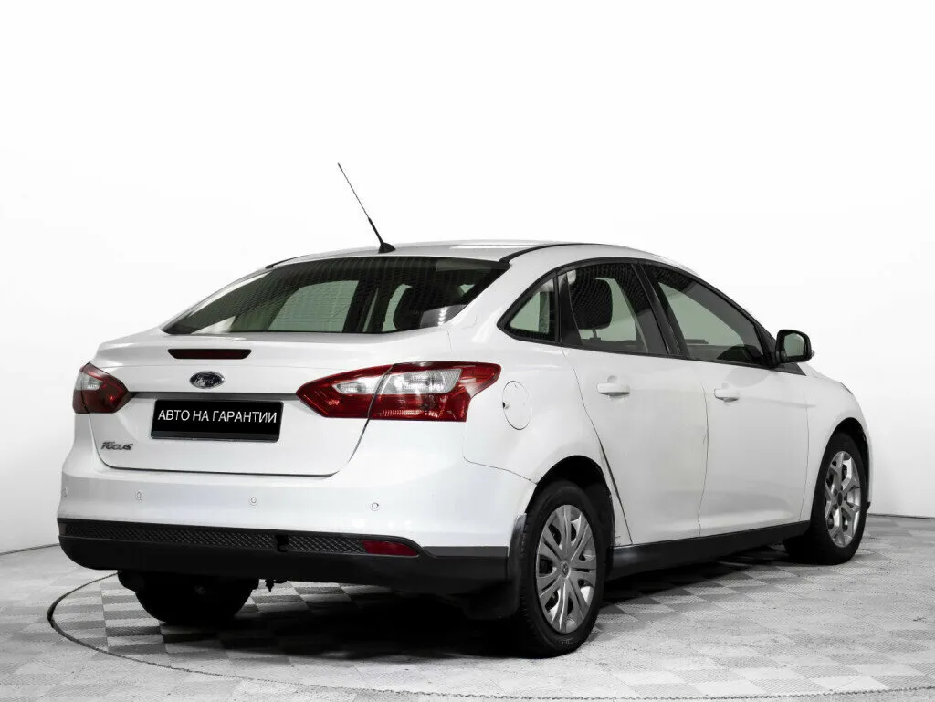 Ford Focus III · Trend — фото 4