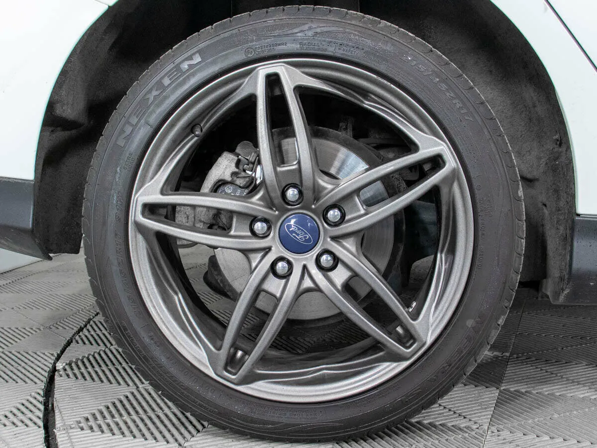 Ford Focus III Рестайлинг · Special Edition — фото 5
