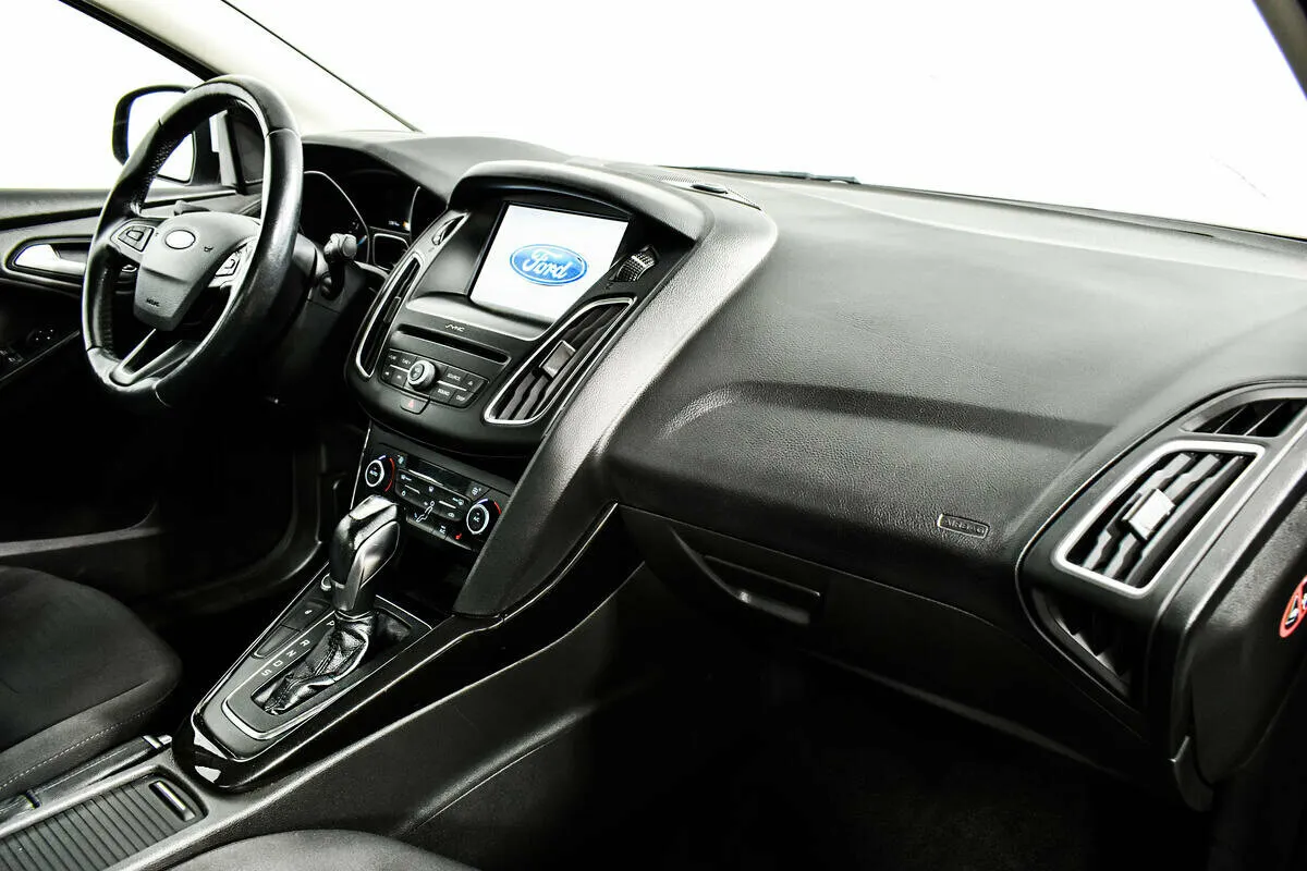 Ford Focus III Рестайлинг · Titanium — фото 5