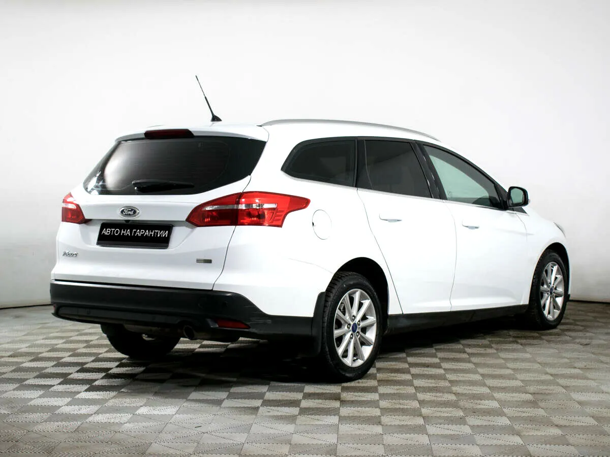 Ford Focus III Рестайлинг · Titanium — фото 3