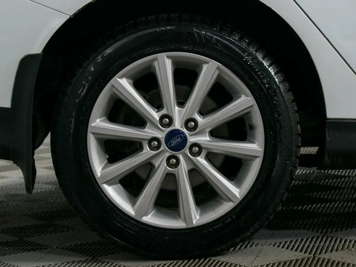 Ford Focus III Рестайлинг · Titanium — фото 5