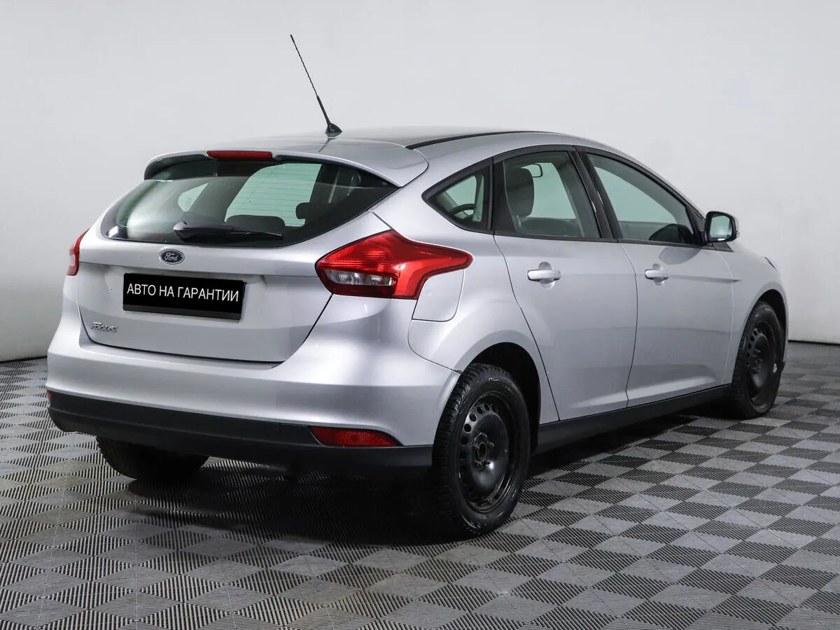 Ford Focus III Рестайлинг · Trend — фото 3