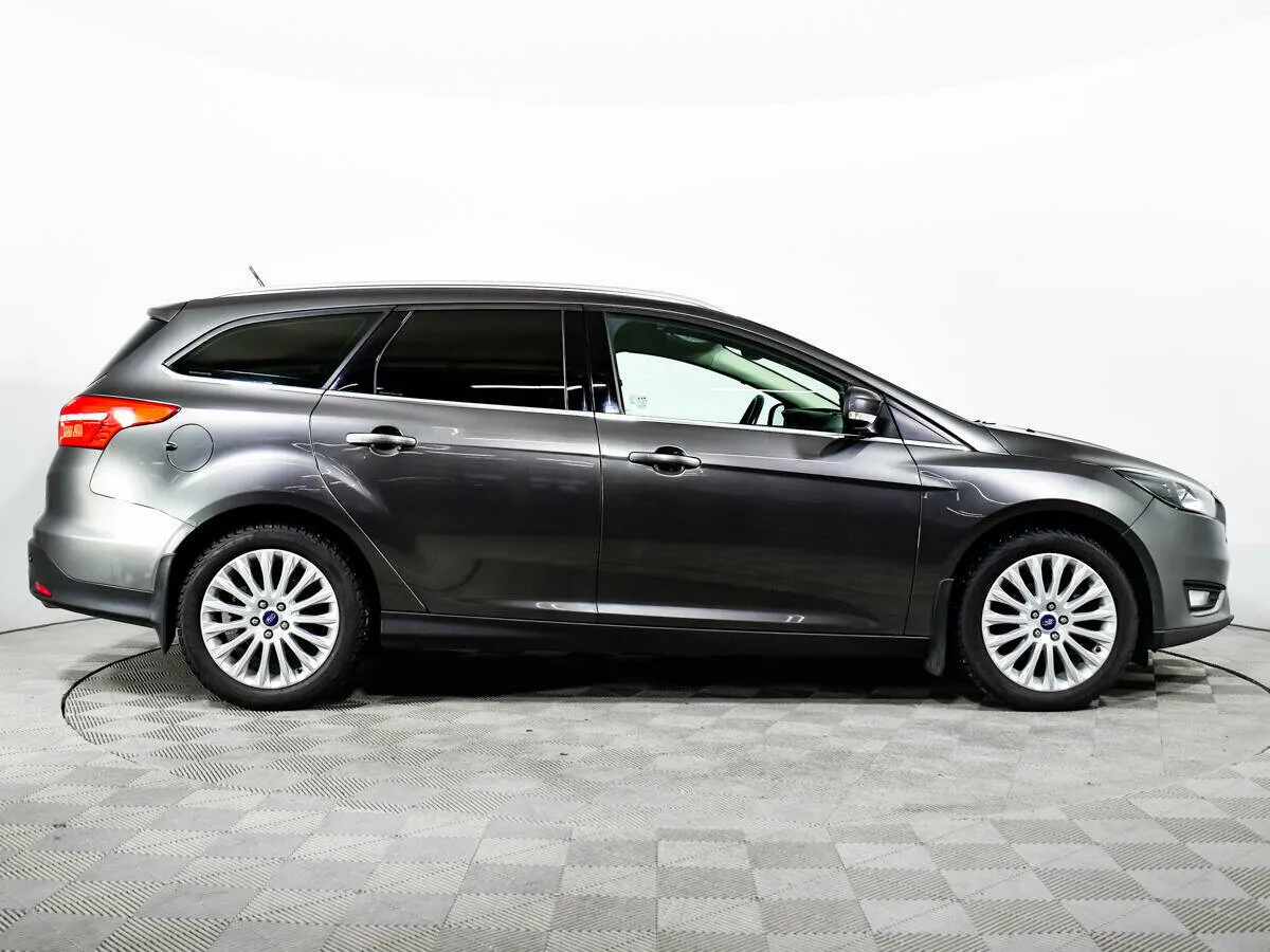 Ford Focus III Рестайлинг · Titanium — фото 4