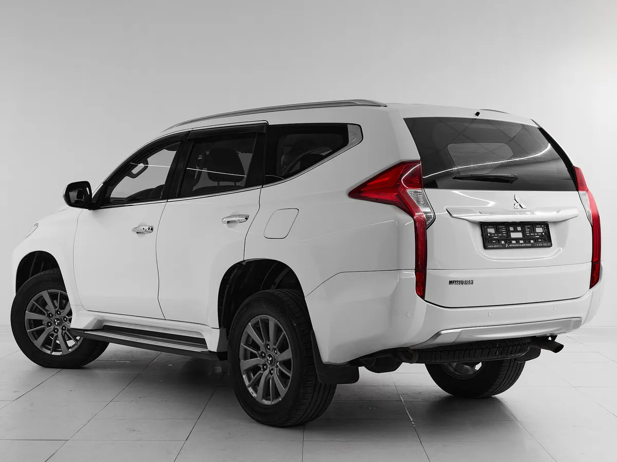 Mitsubishi Pajero Sport III · Intense — фото 4