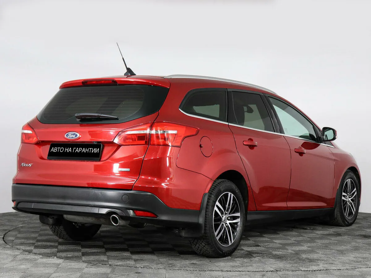Ford Focus III Рестайлинг · Titanium — фото 3