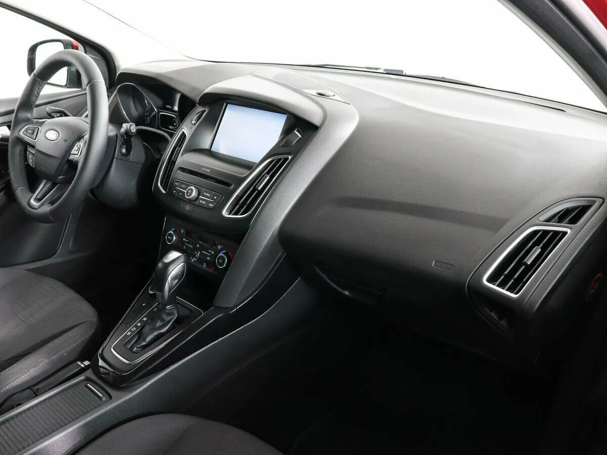 Ford Focus III Рестайлинг · Titanium — фото 5
