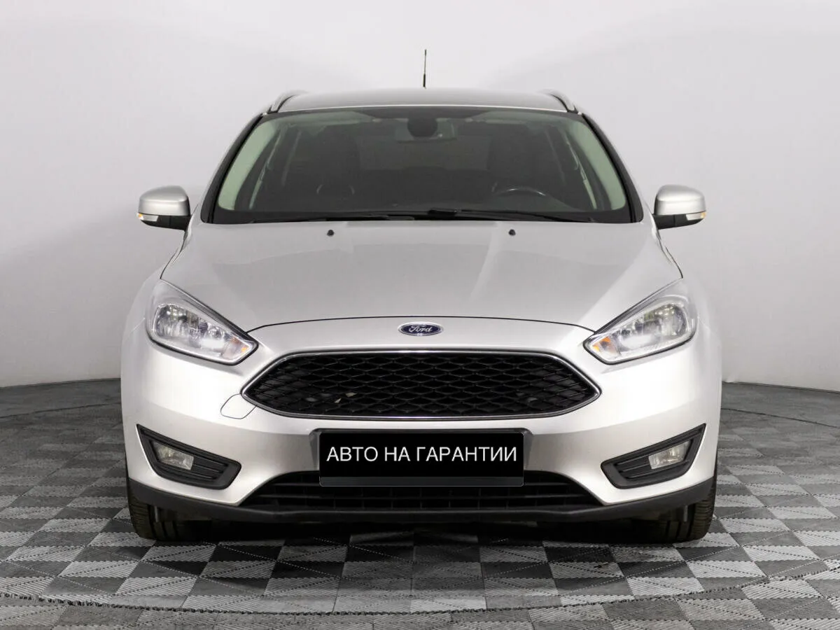 Ford Focus III Рестайлинг · Trend — фото 2