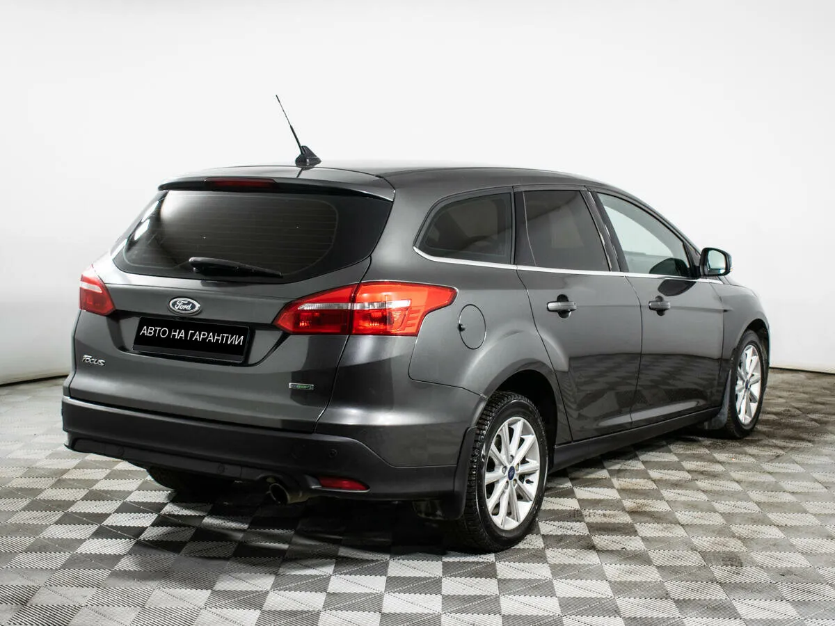 Ford Focus III Рестайлинг · Titanium — фото 3