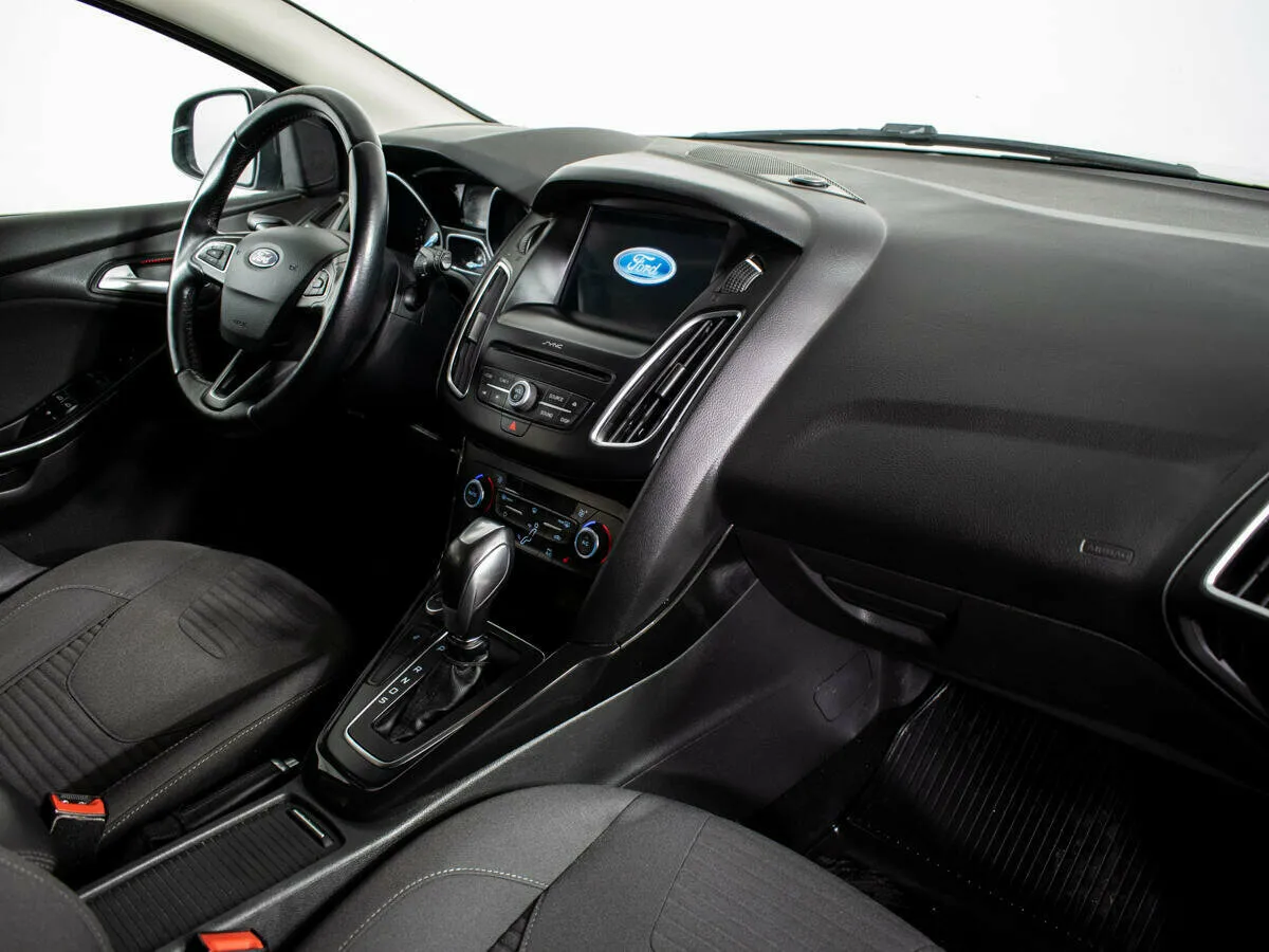 Ford Focus III Рестайлинг · Titanium — фото 5