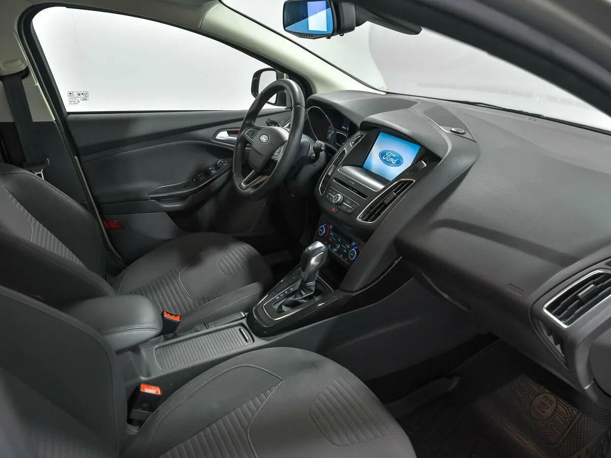 Ford Focus III Рестайлинг · Titanium — фото 5