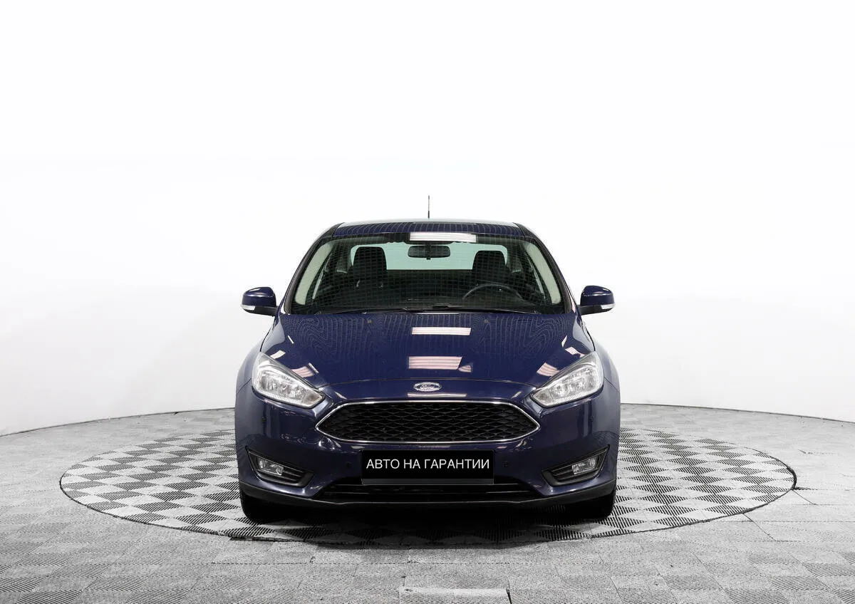 Ford Focus III Рестайлинг · Trend — фото 2